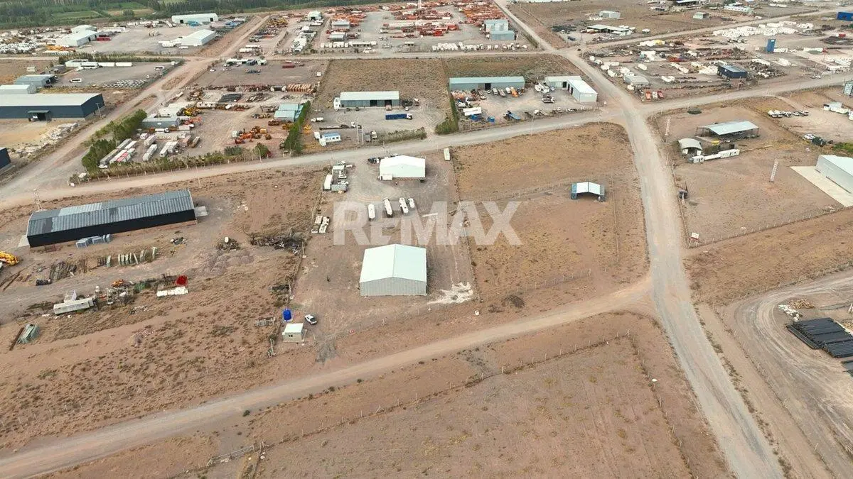 VENTA DE DOS NAVES INDUSTRIALES EN AÑELO 4