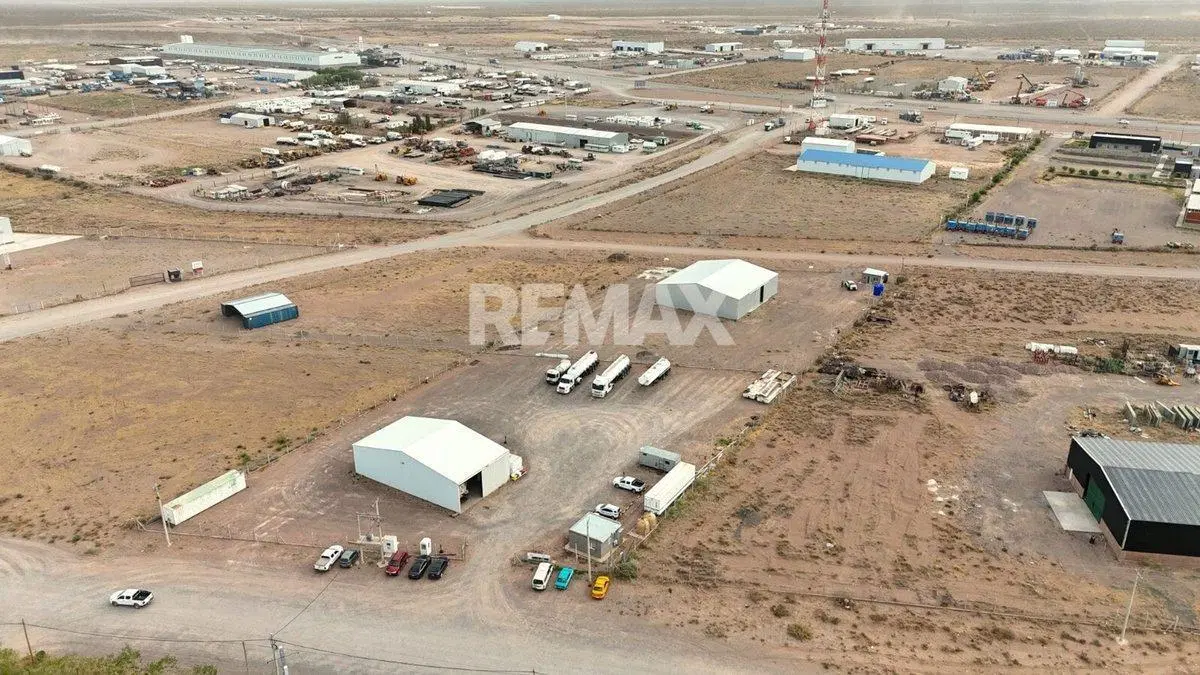 VENTA DE DOS NAVES INDUSTRIALES EN AÑELO 2