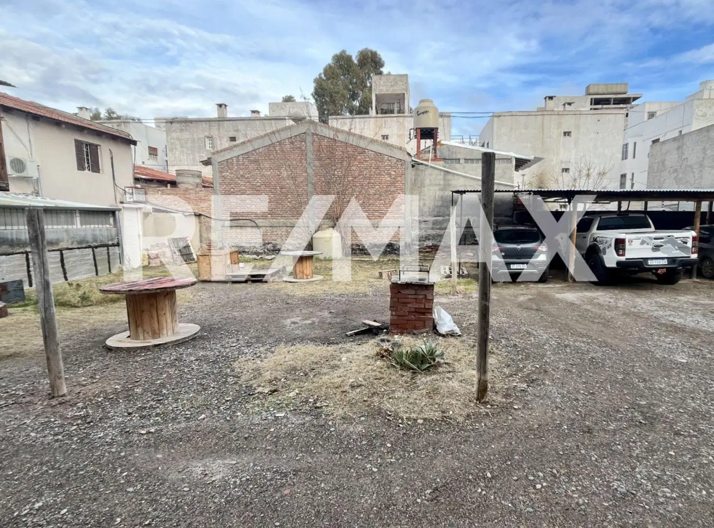 Venta 3 lotes en PH - 35m2 cada uno - Camino 900 3