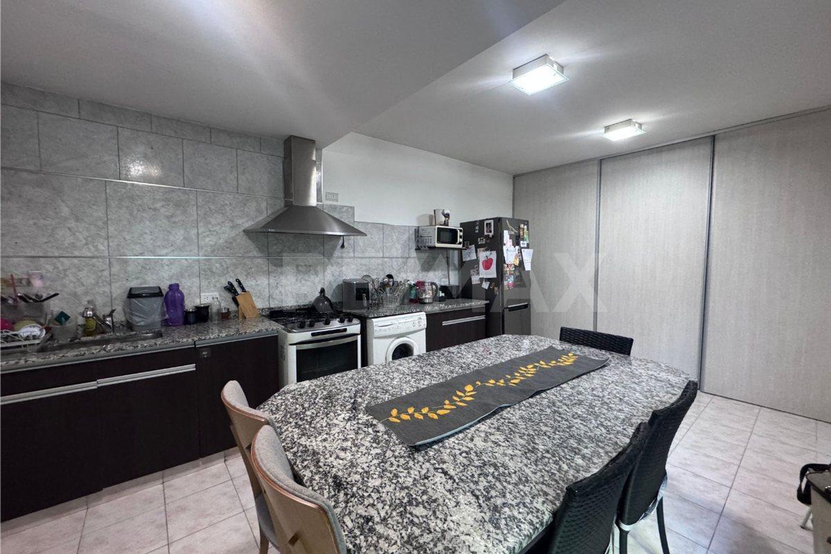 Foto de VENTA CASA 2 DORM. B° VILLA FARREL NEUQUÉN, imagen 2