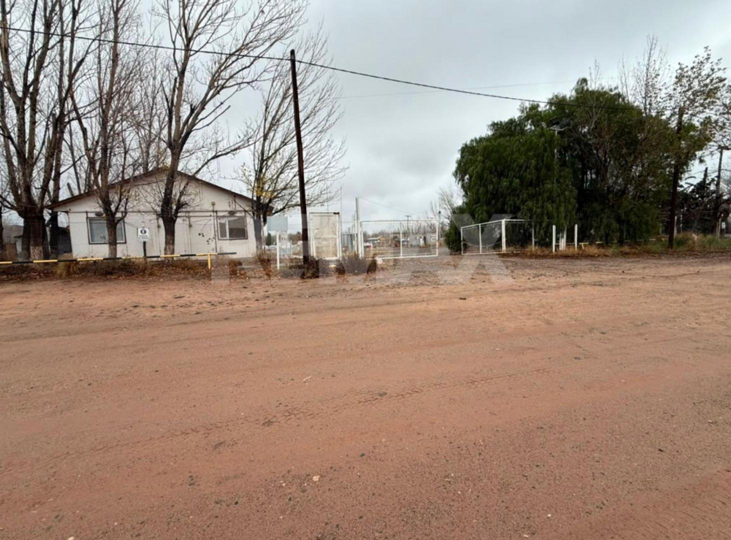 PREDIO INDUSTRIAL EN VENTA-RINCÓN DE LOS SAUCES.