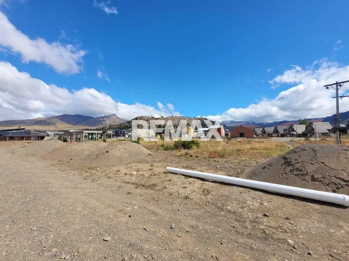 EN VENTA - LOTE FRENTE AL LAGO CAVIAHUE 2