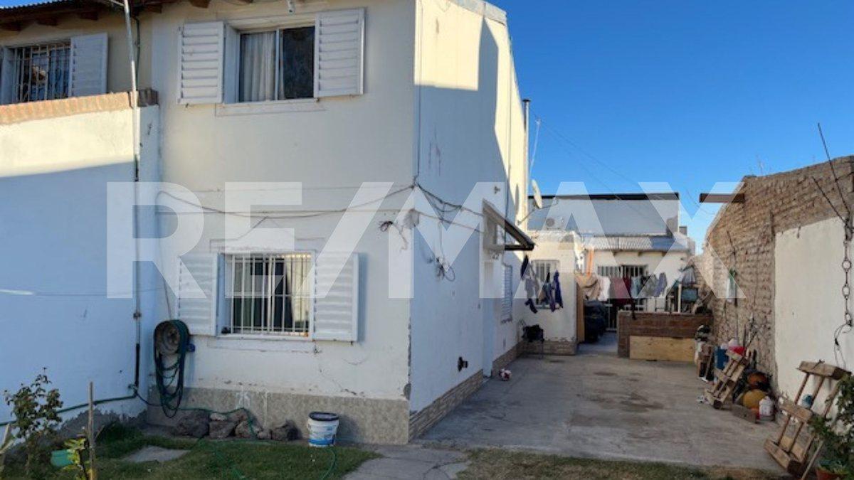 Foto de DUPLEX EN VENTA 3 DORMITORIOS.PATIO, imagen 1