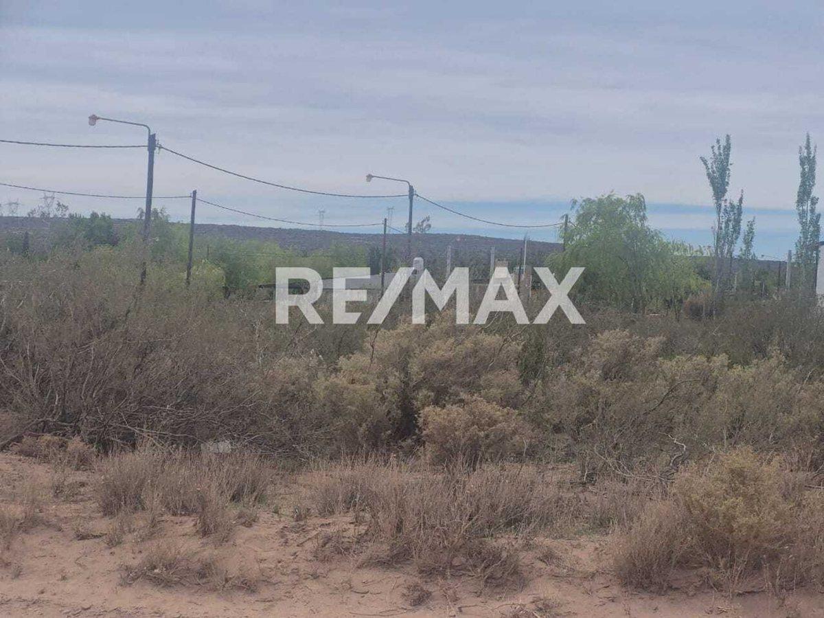VENDE TERRENO 442 mts Villa EL CHOCON, en ESQUINA