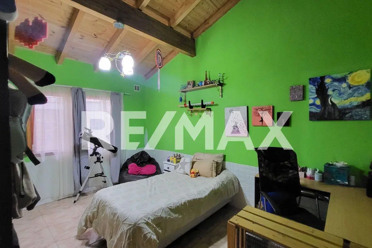 VENTA CASA 3 DORMITORIOS + DEPARTAMENTO 2