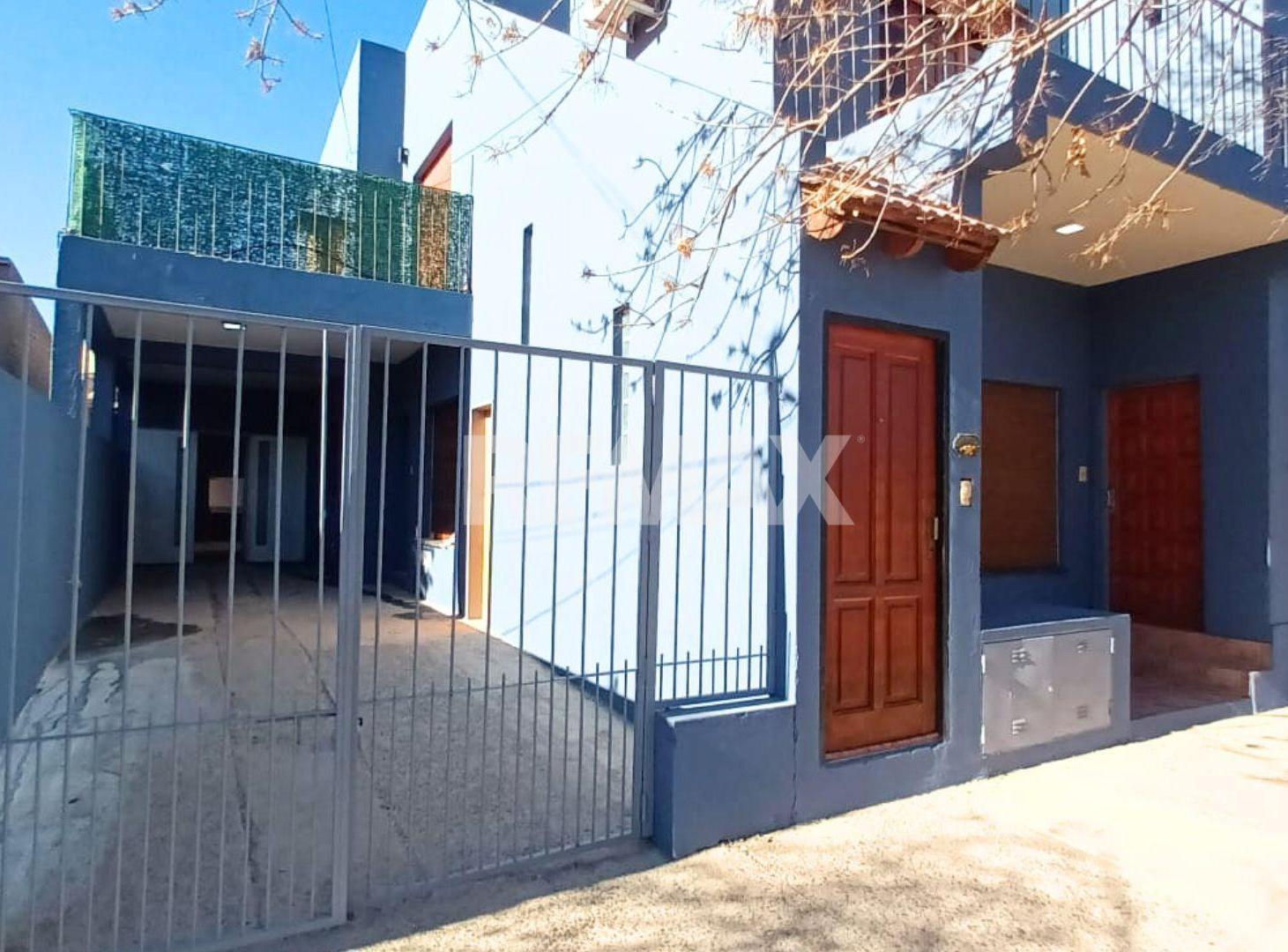 CASA EN ALQUILER APTA COMERCIAL - CASCO VIEJO