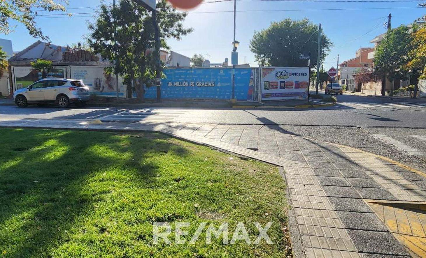 Foto de Venta de terreno apto desarrollo en Neuquen, imagen 3