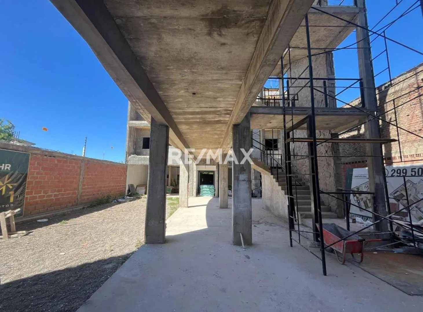 Departamento 1 dormitorio en venta Plottier 3