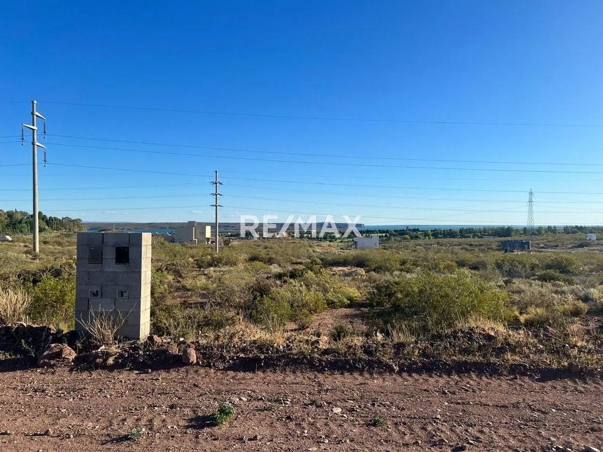 VENTA LOTE EN VILLA EL CHOCON 4