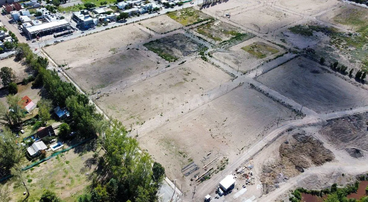 TERRENO EN VENTA 300m2 | ANAYA Y RÍO SENGUER | NQN 5