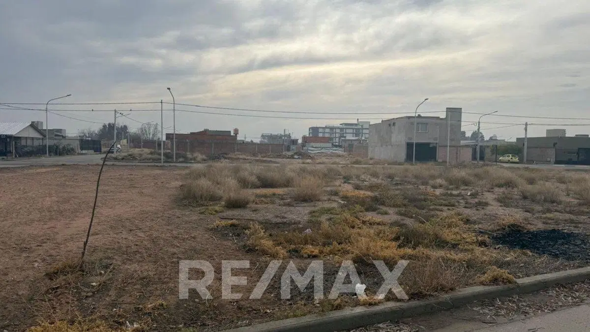 LOTE EN VENTA 379,57 M2 | GARCIA BAYON | NEUQUÉN 3