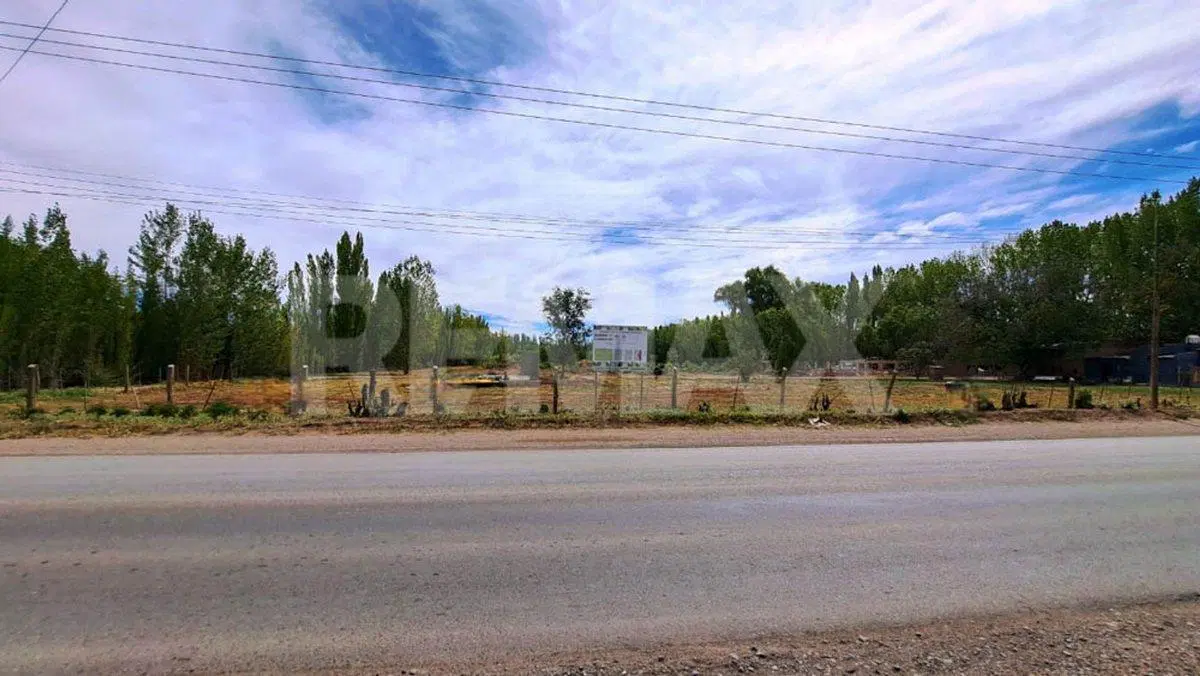 VENTA LOTE EN CIPOLLETTI  BARRIO CARDALES 5