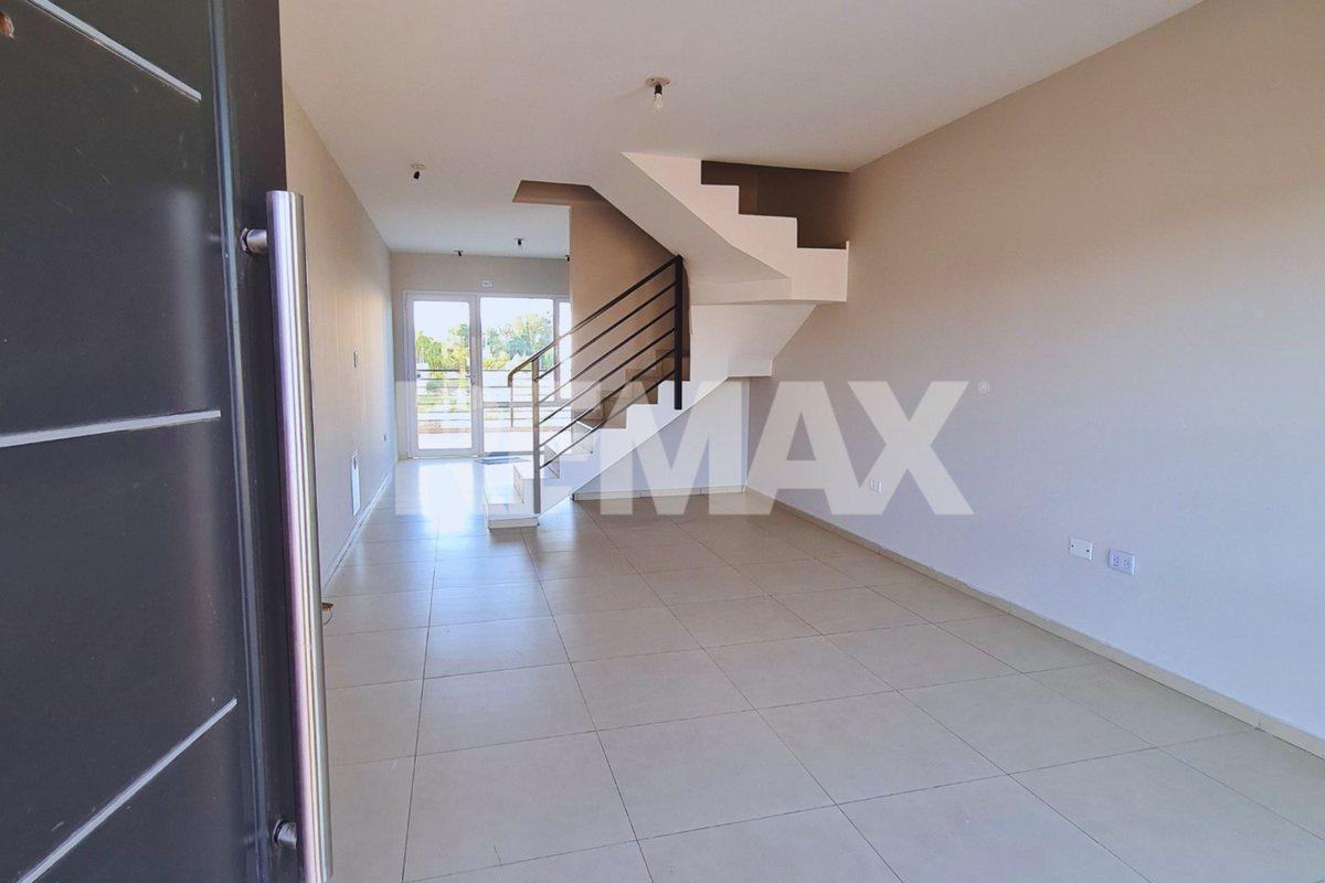 Foto de DEPARTAMENTO 2 DORM DUPLEX C/TERRAZA C/COCHERA, imagen 2