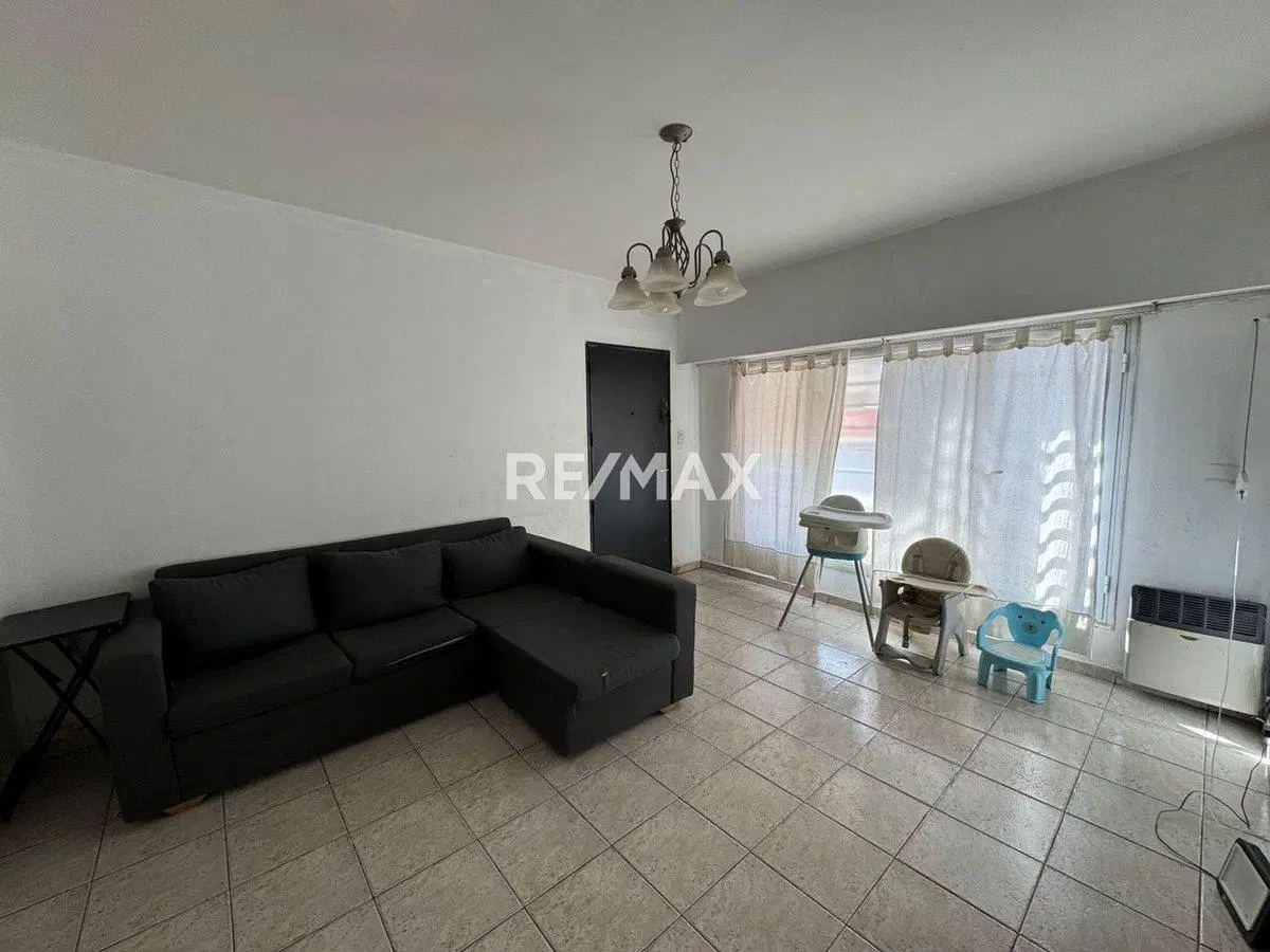 CASA 3 DORMITORIOS EN VENTA | CORRIENTES 1211, NQN 2