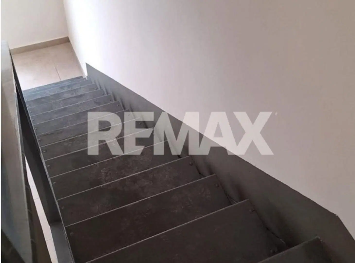 ALQUILER DUPLEX 2 DORMITORIOS CENTENARIO 3
