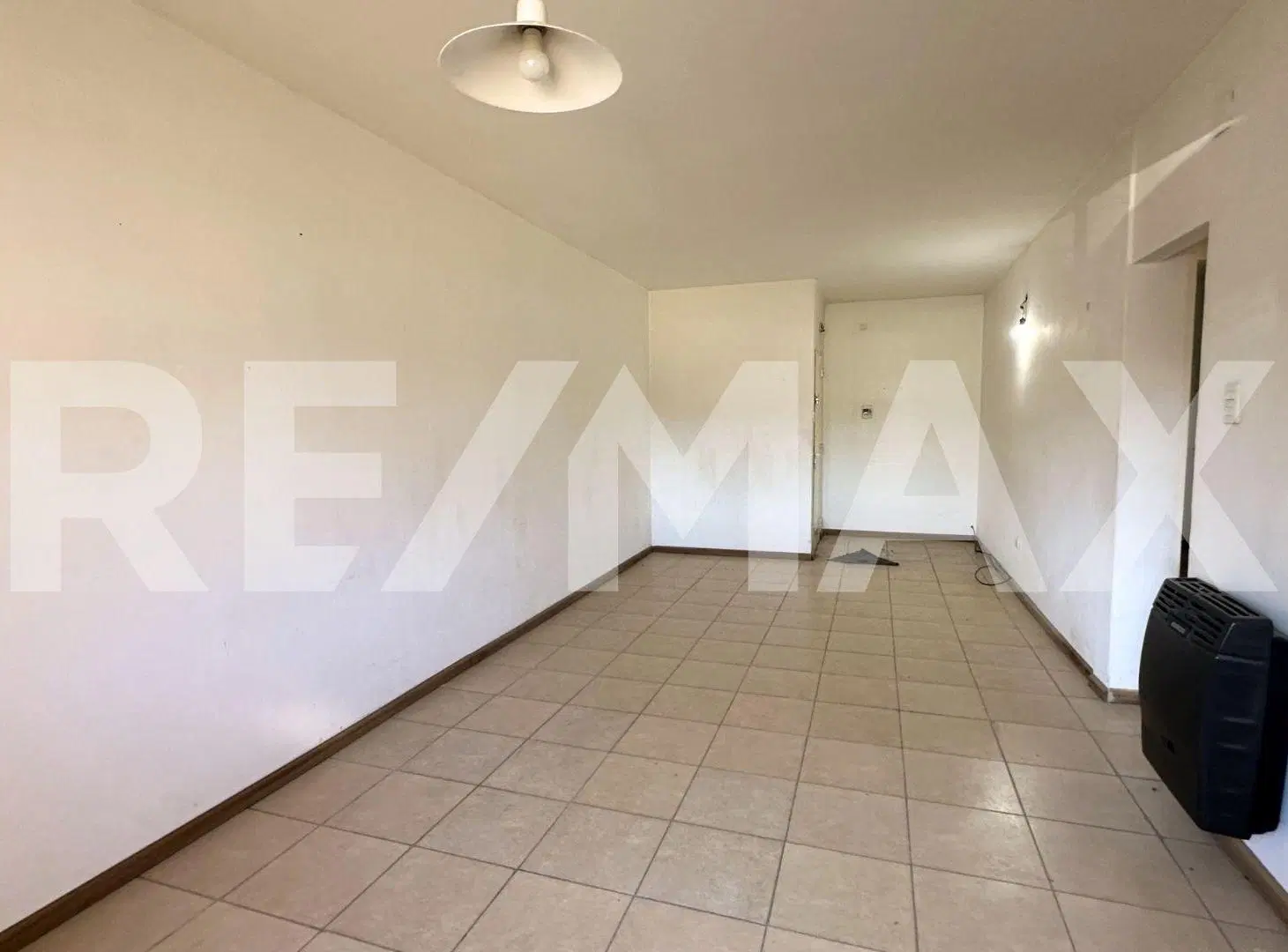 ALQUILER DEPARTAMENTO PB 3 DORMITORIOS PLOTTIER 5