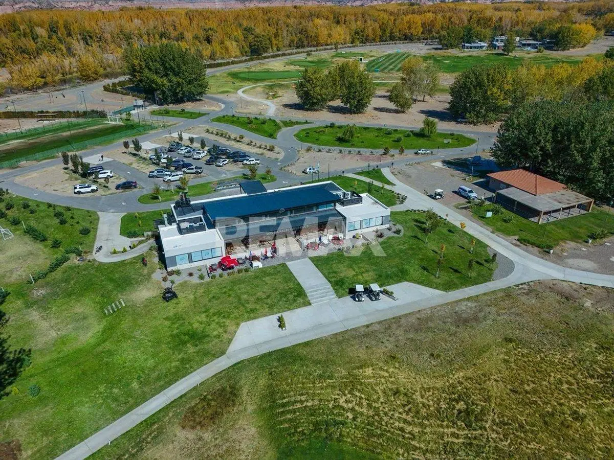 Casa en venta 3 Dormitorios Canales de Plottier 5
