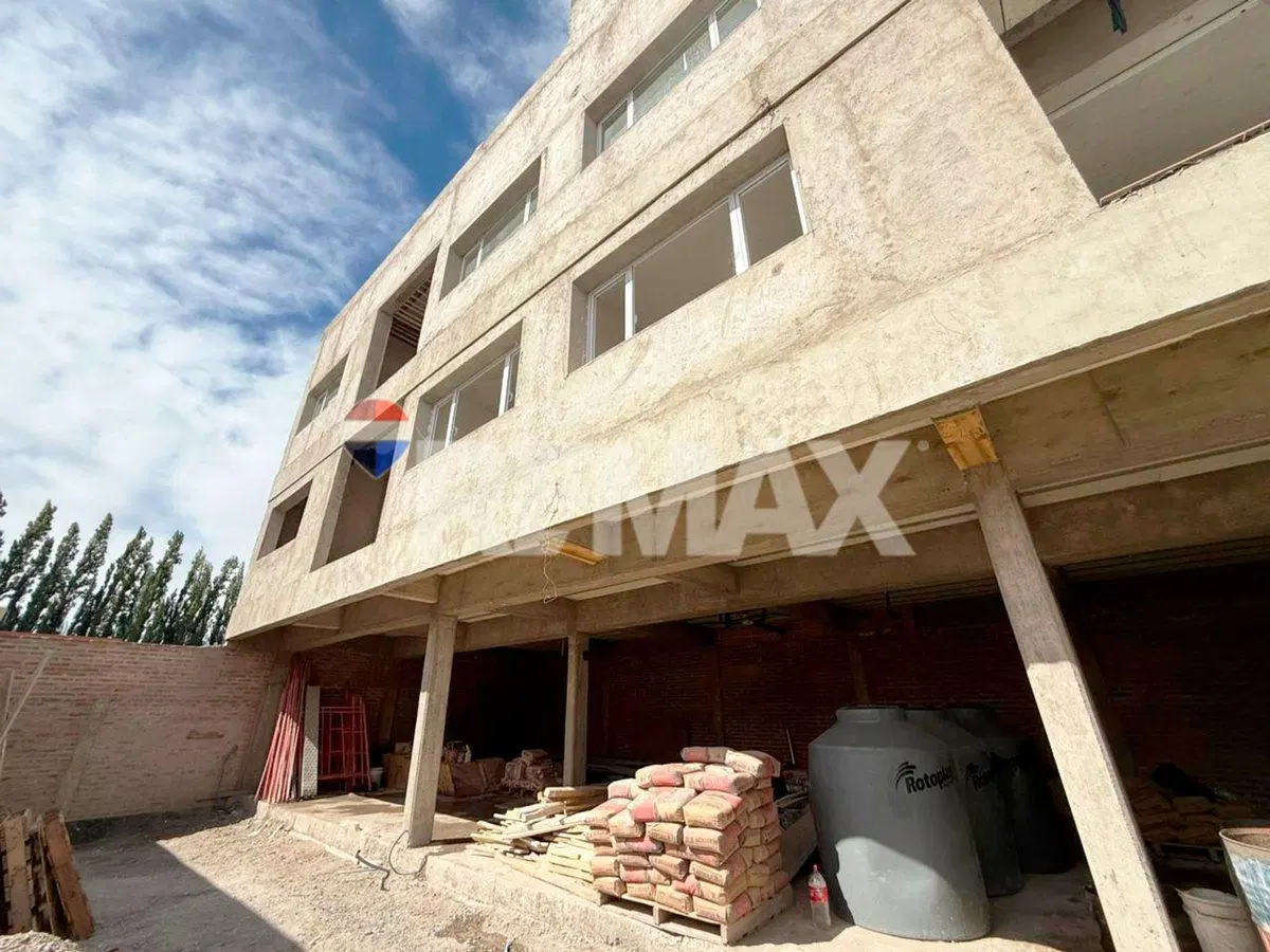 VENTA DEPTO 2 DORM C/ COCHERA ALTOS DE ALBERDI I 5