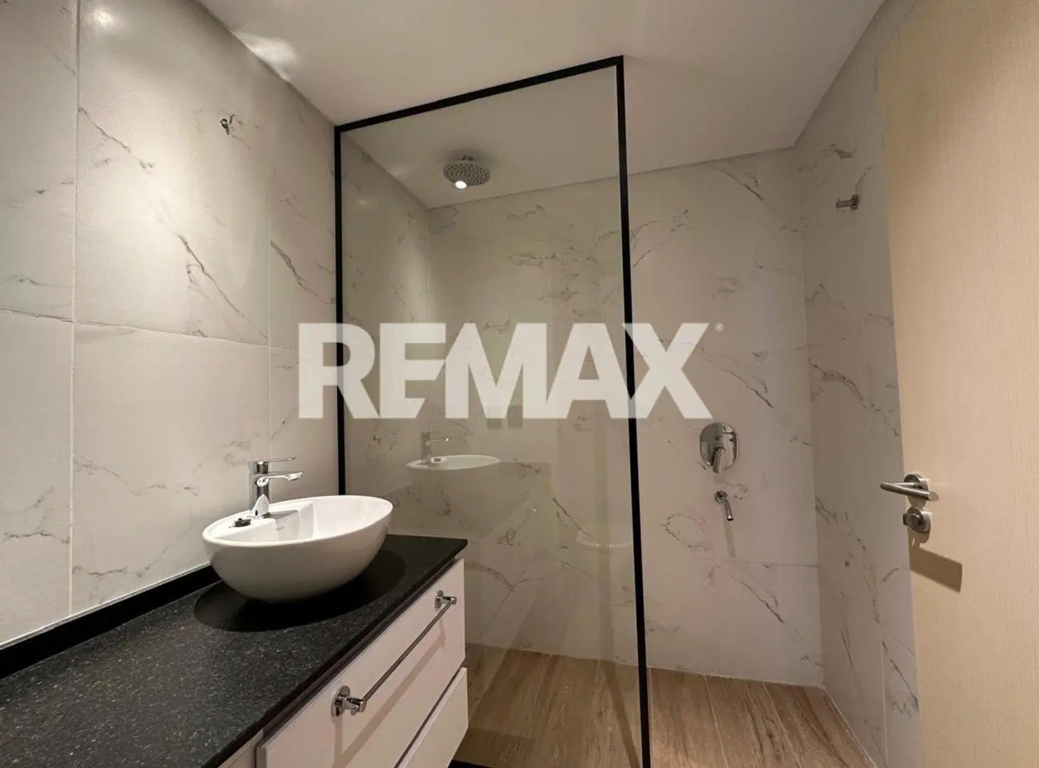 DEPTO PREMIUM 1 DORMITORIO, C/AMENITIES,S.GENOVEVA 3
