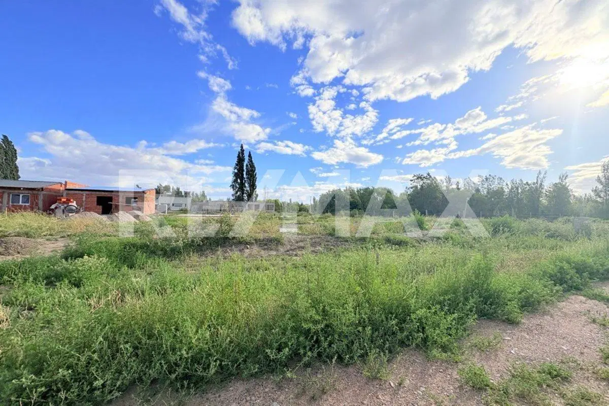EN VENTA TERRENO BARRIO CERRADO GARDENIA 4