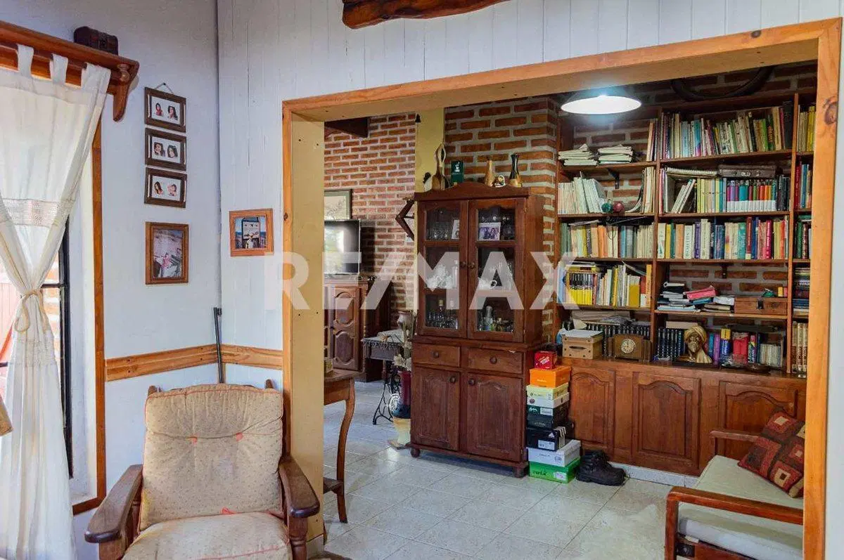 EN VENTA APTO CREDITO CASA + QUINCHO PLOTTIER 5