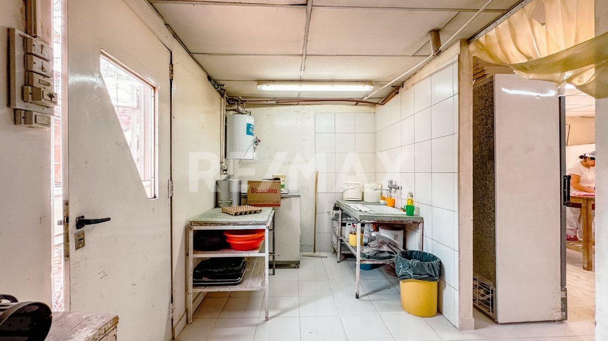 Foto de VENTA Galpón + Casa 3 dormitorios, Cipolletti, imagen 2