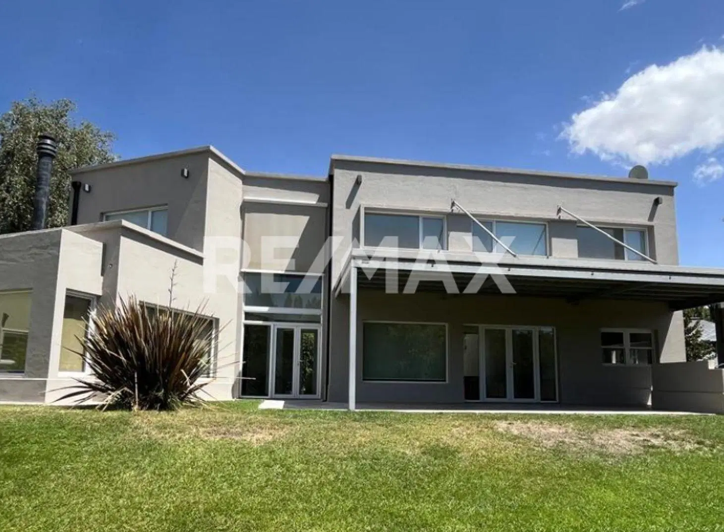 CASA EN VENTA B° LA COMARCA, CENTENARIO. 4