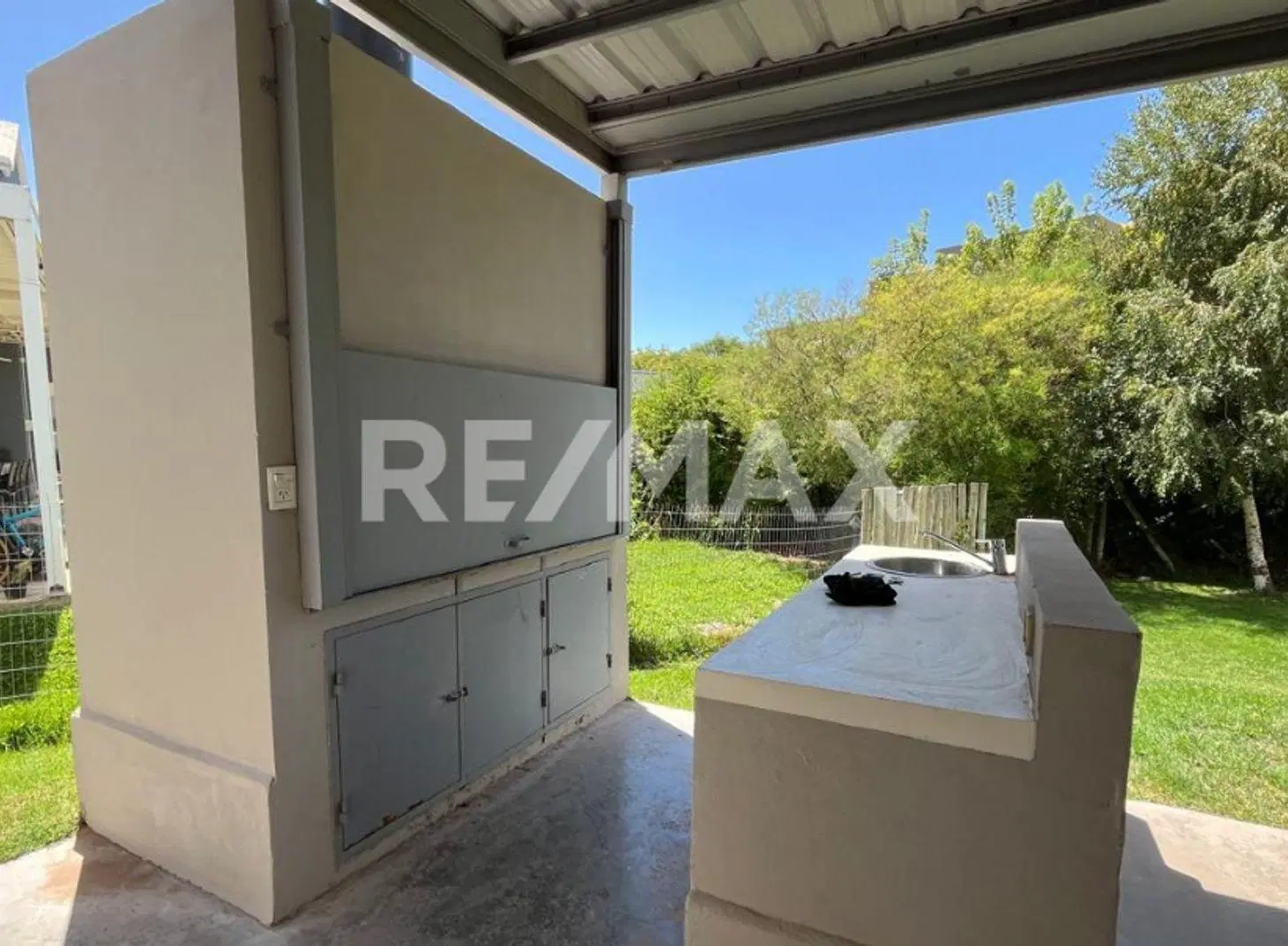 CASA EN VENTA B° LA COMARCA, CENTENARIO. 8