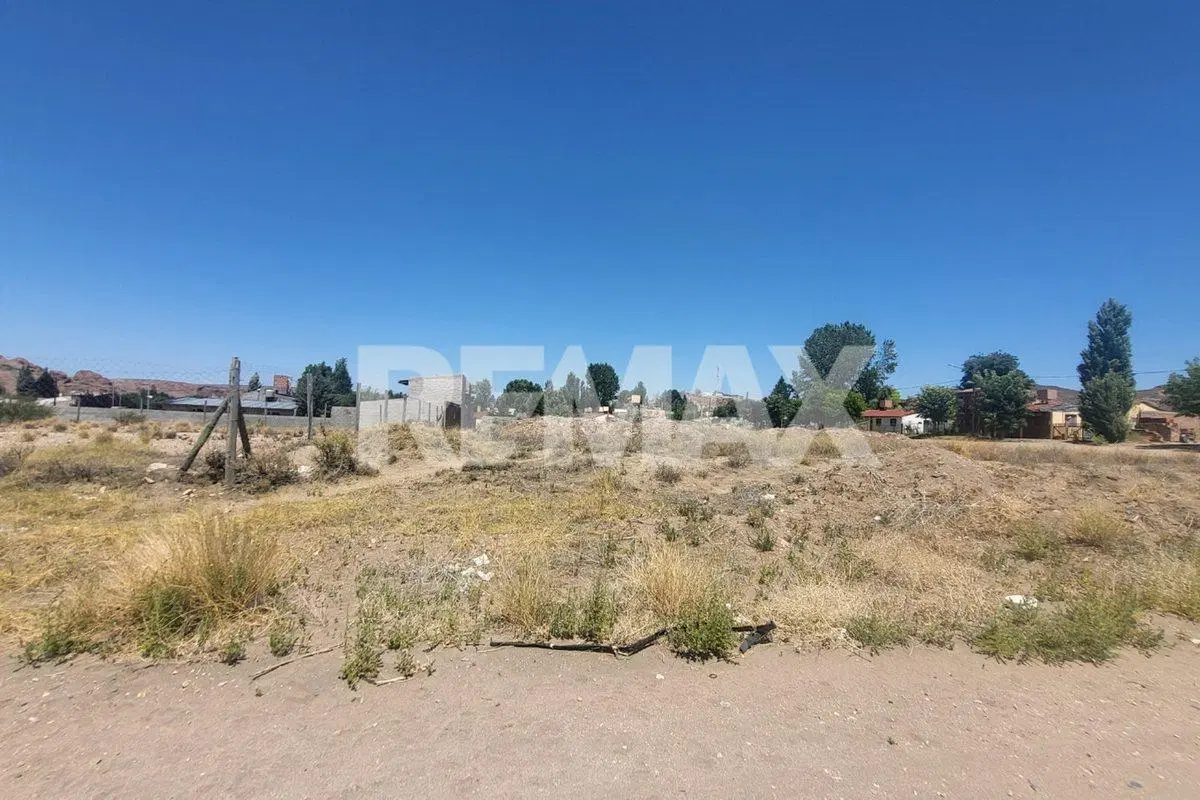 VENTA LOTE  EN ESQUINA PIEDRA DEL AGUILA 3