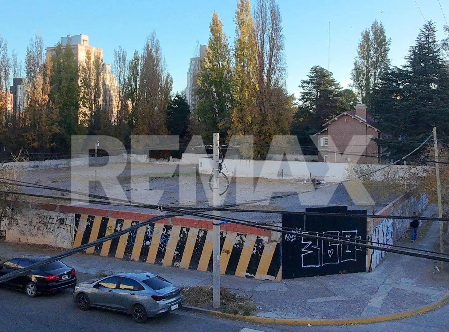 Lote Apto Desarrollo, en esquina, Centro Neuquen 5