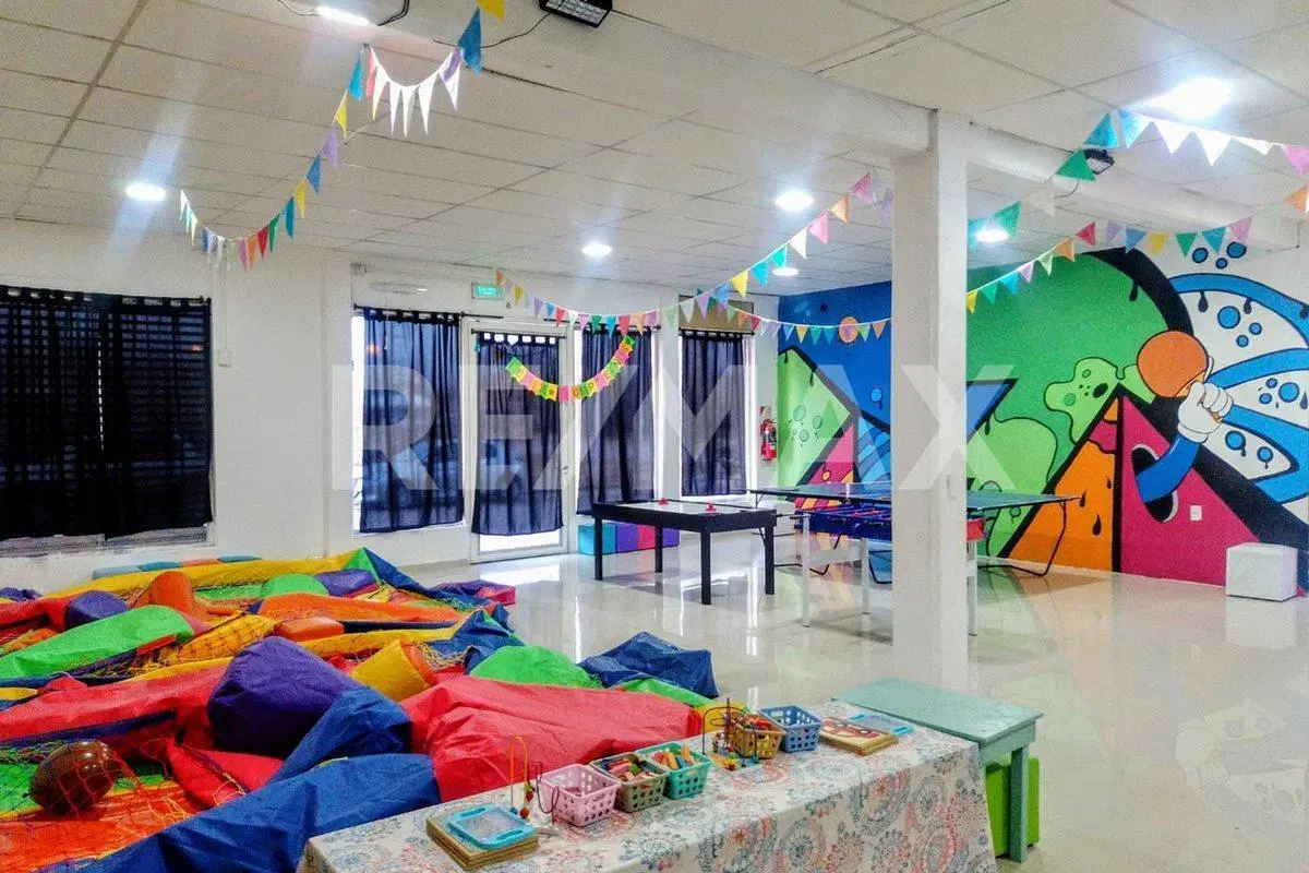 LOCAL COMERCIAL EN VENTA 3