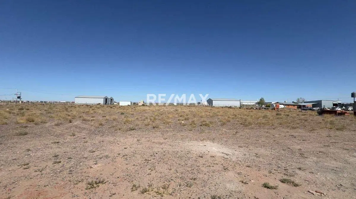 ALQUILER DE 5000 M2 EN PARQUE INDUSTRIAL DE AÑELO 2