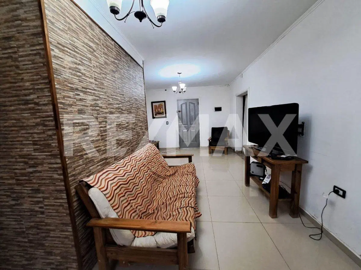 VENTA CASA 4 DORMITORIOS EN PLOTTIER 3
