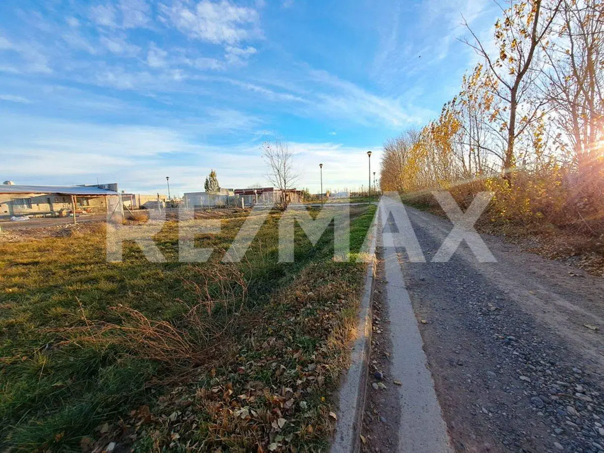 TERRENO EN VENTA BARRIO JUDICIALES FERNANDEZ ORO 2