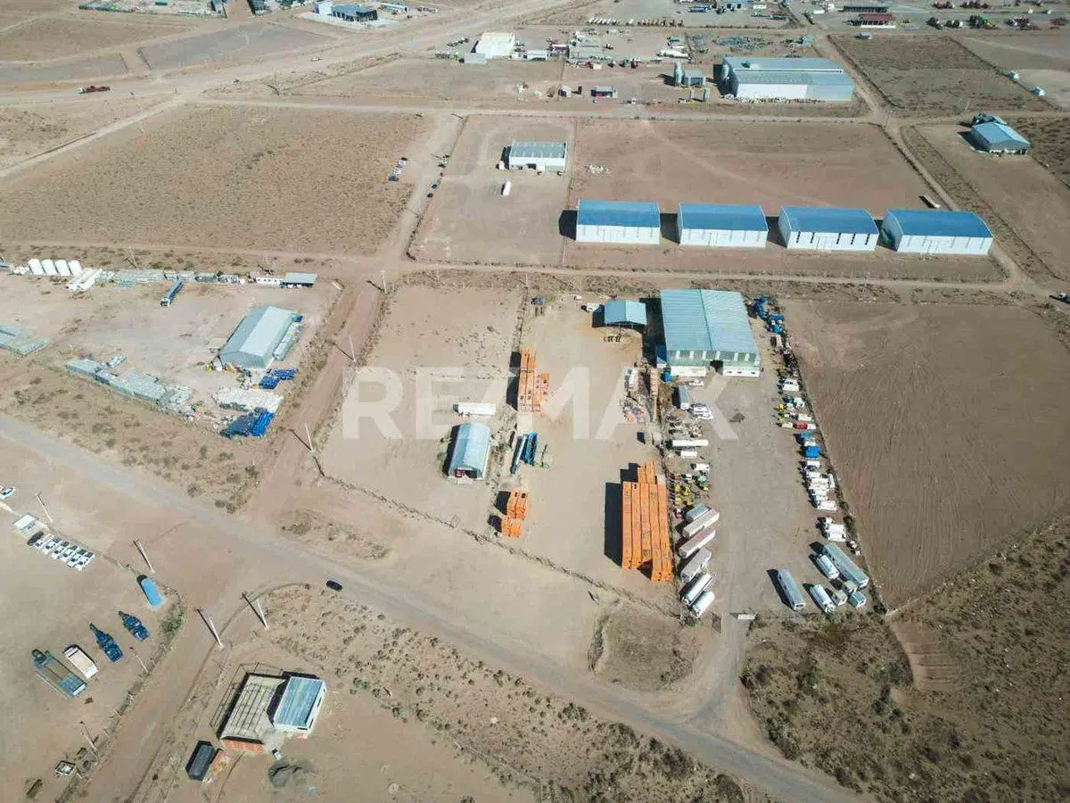 BASE EN VENTA PARQUE INDUSTRIAL DE AÑELO 5