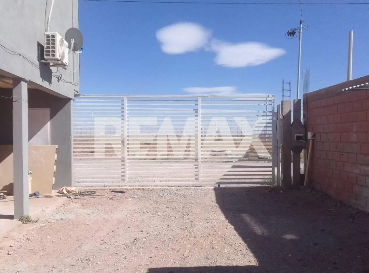 VENTA COMPLEJO 4 DEPARTAMENTOS AMOBLADOS - AÑELO 4