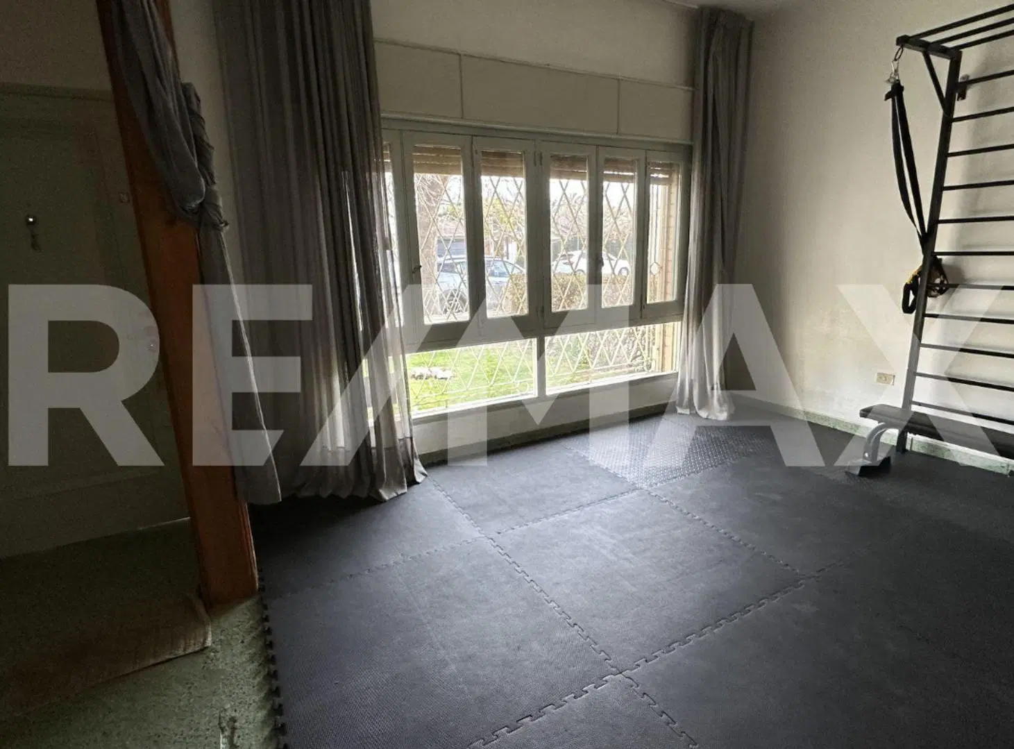 CASA 4 DORMITORIOS BARRIO ROSAUER CIPOLLETTI 4