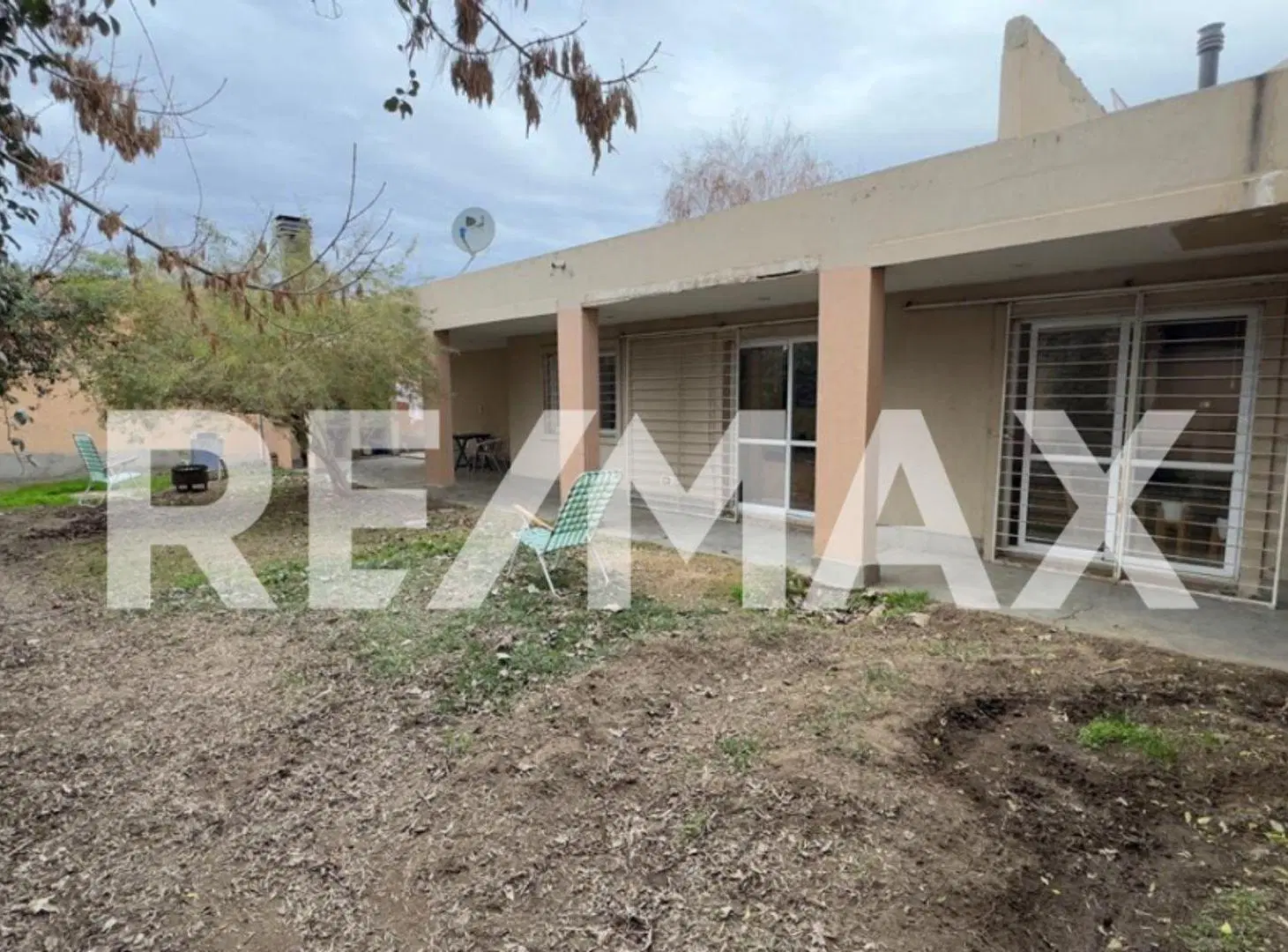 VENTA CASA 4 DORMITORIOS PLOTTIER 2