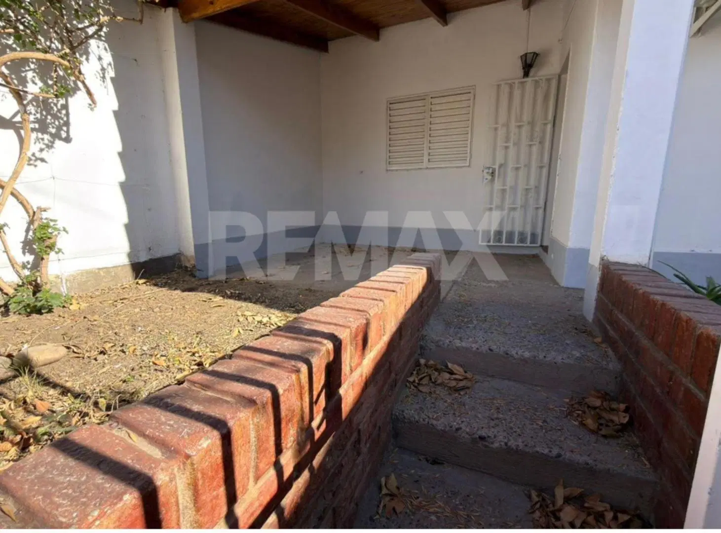 VENTA DE CASA EN NEUQUEN  CAPITAL 3 DORMITORIOS 2