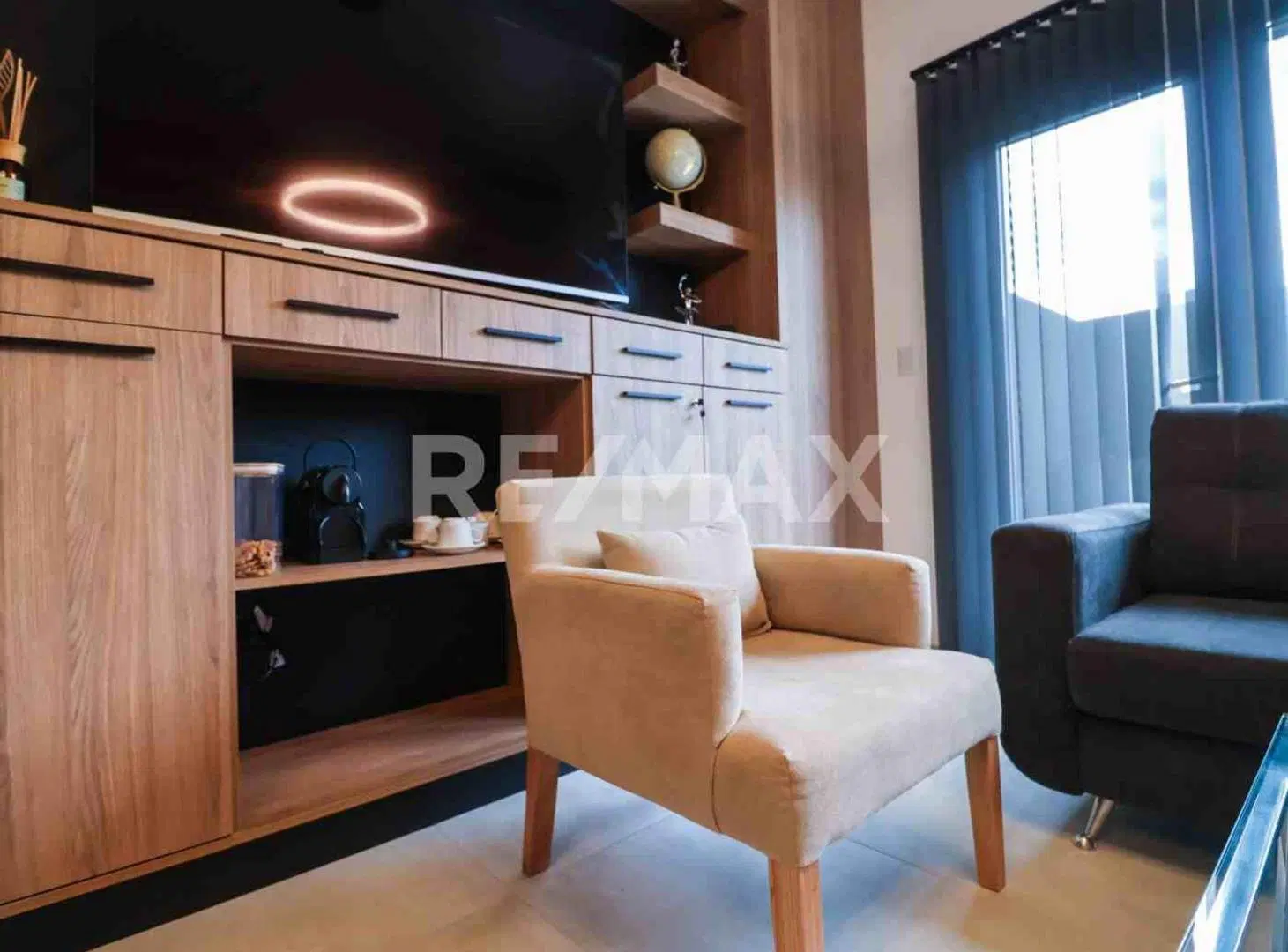 Oficina en VENTA planta baja, Gatica 498, Neuquen 5