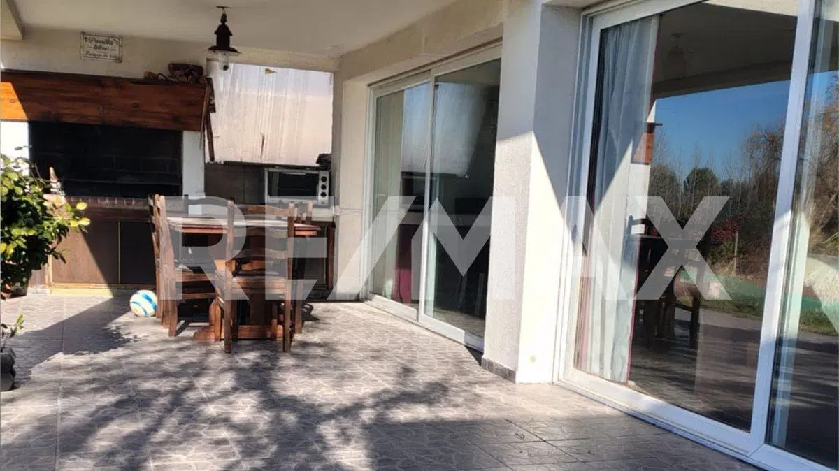 Venta Casa Amoblada, Yacht Club Lago Mari Menuco 8