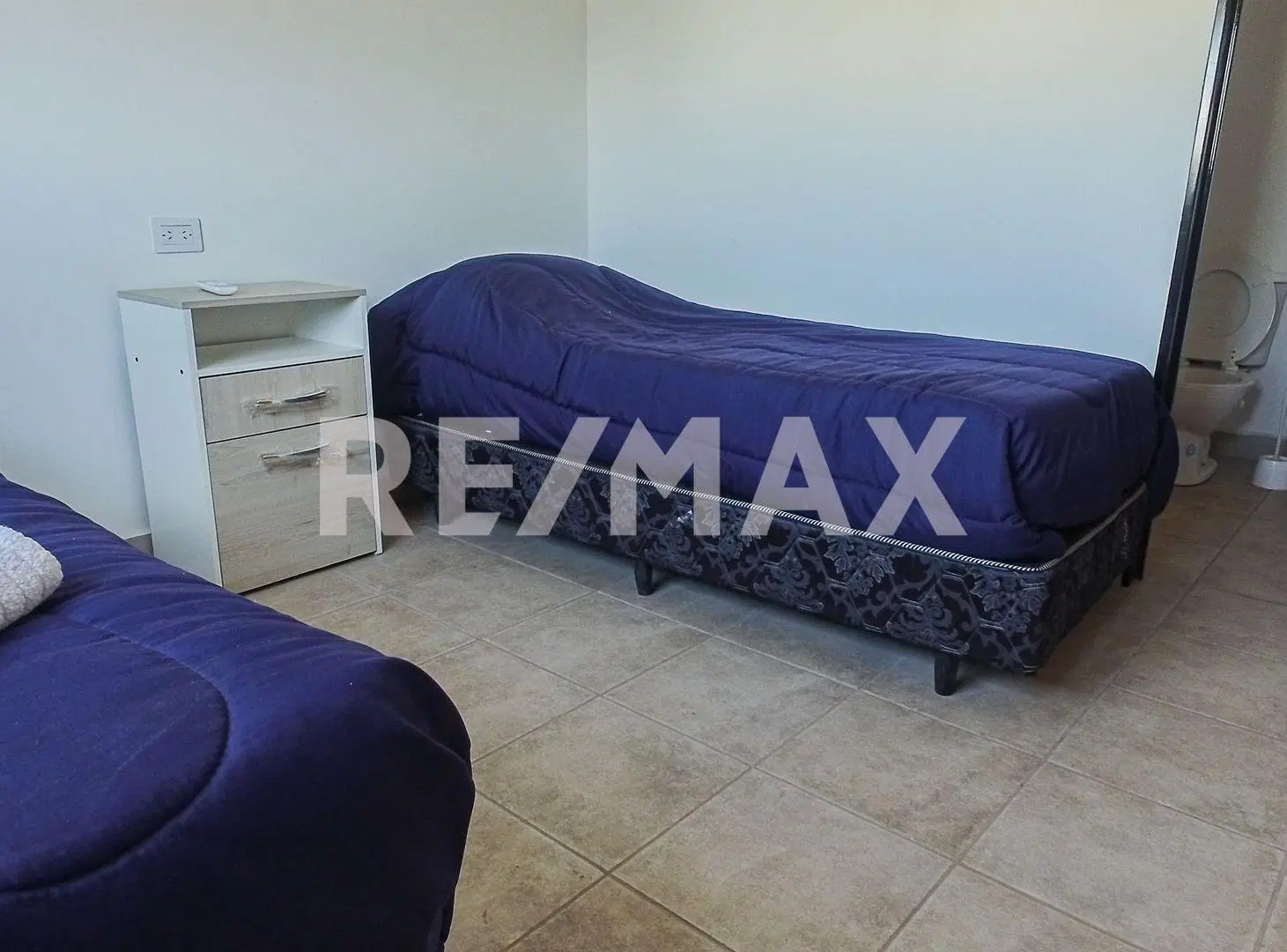 EN VENTA DPTO RENTA INMEDIATA AÑELO VACA MUERTA 5