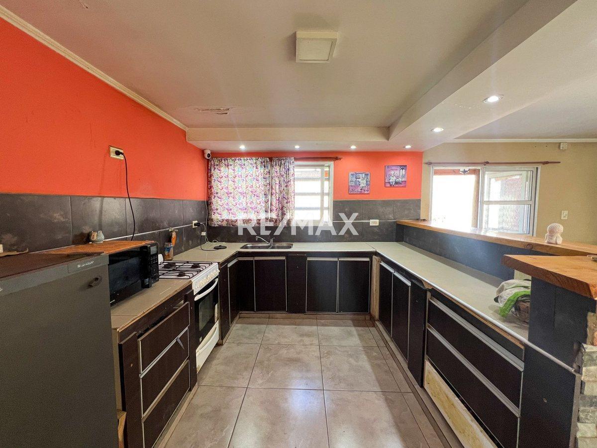 Foto de Venta de casa 4 dormitorios en Fernandez Oro, imagen 4