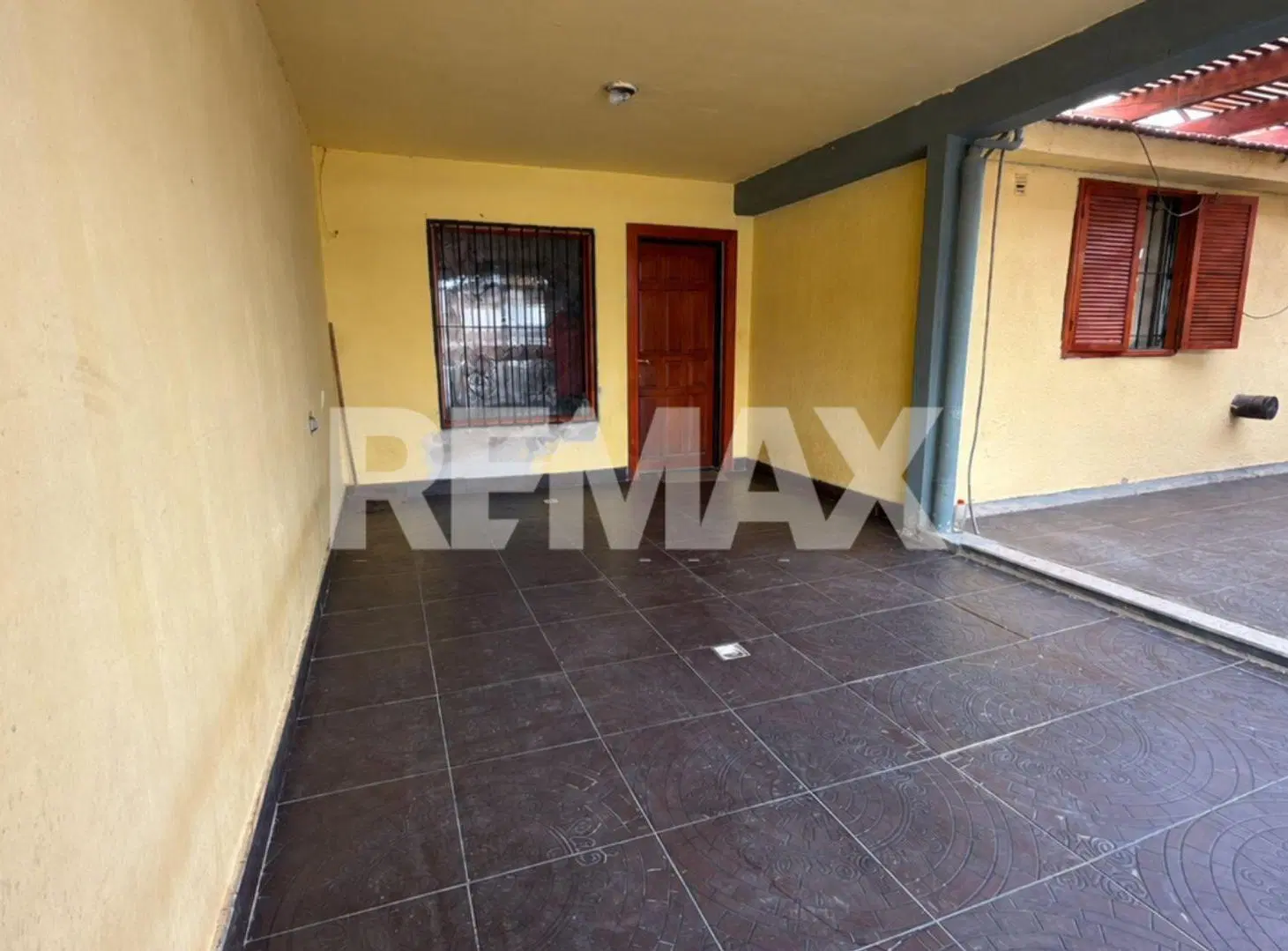 VENTA DE CASA 5 DORMITORIOS 4