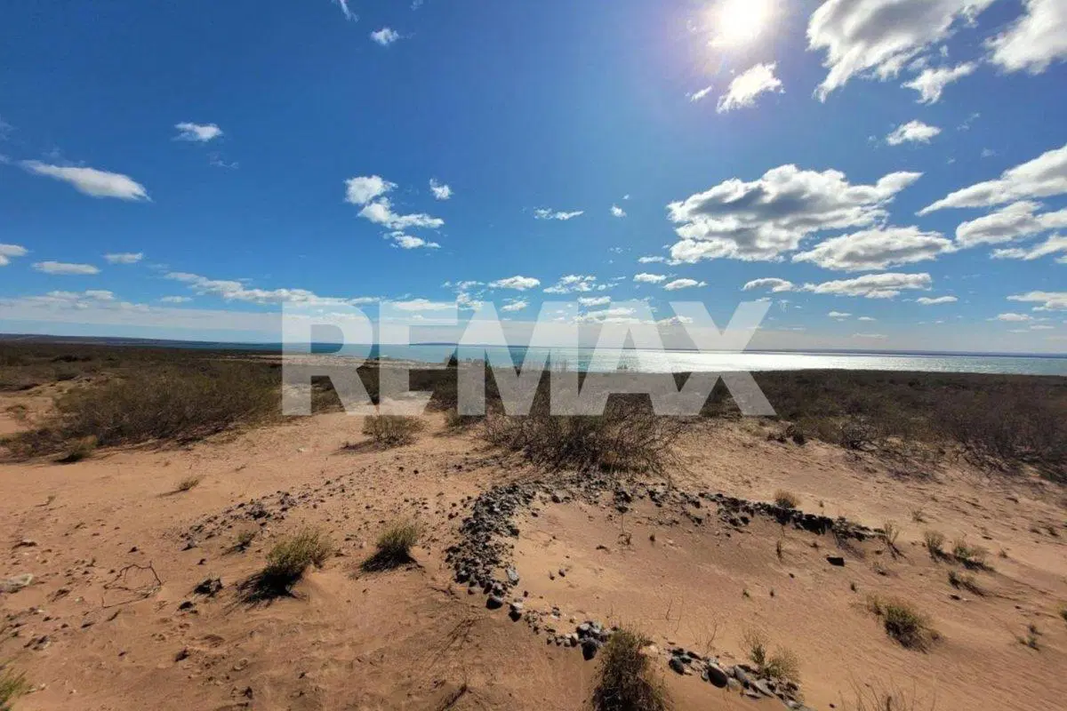 TERRENO EN VENTA BAHÍA DE PLAYAS LAGO MARI MENUCO 5