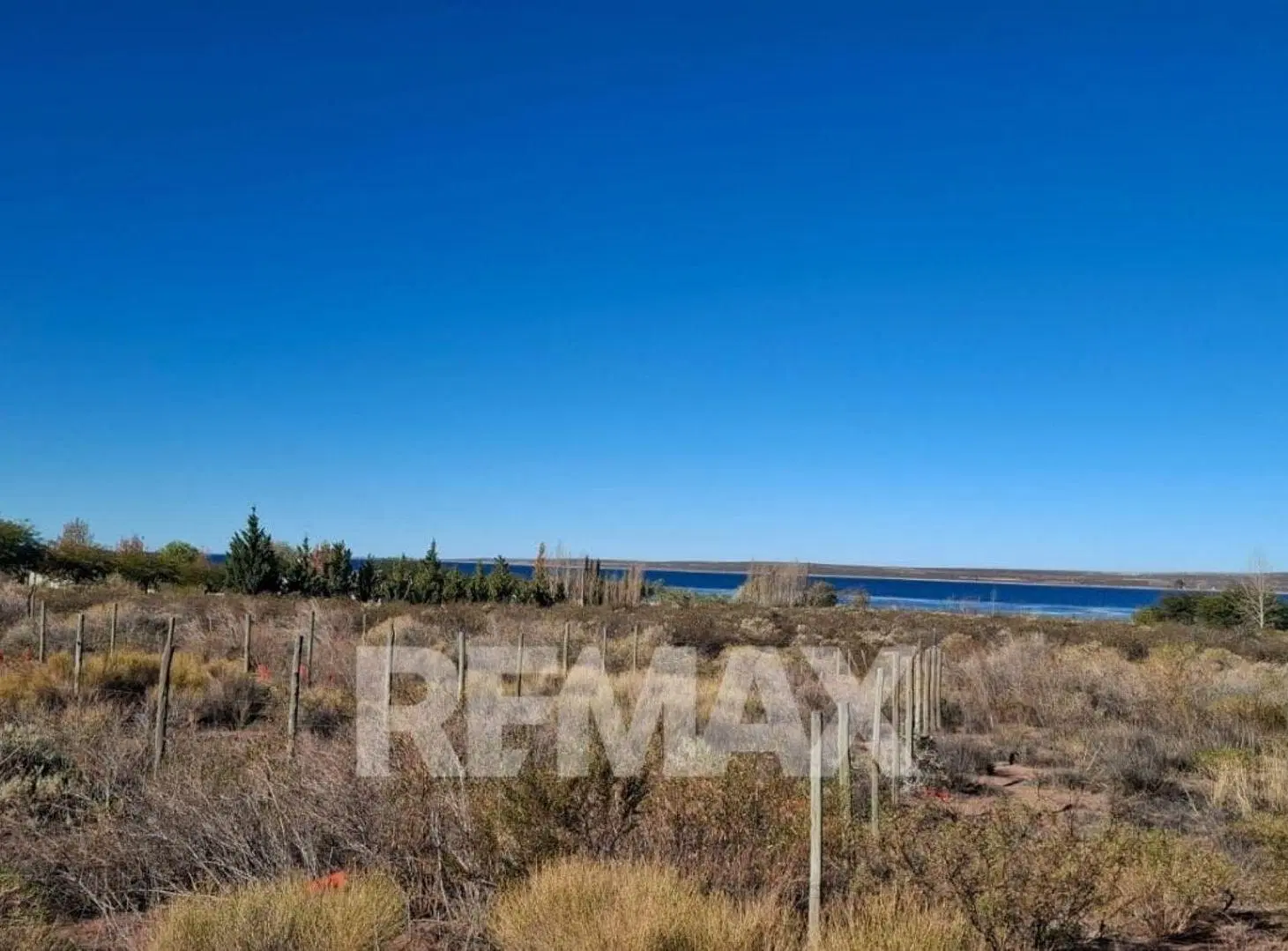 Lote en La Península. Lago Mari Menuco 4