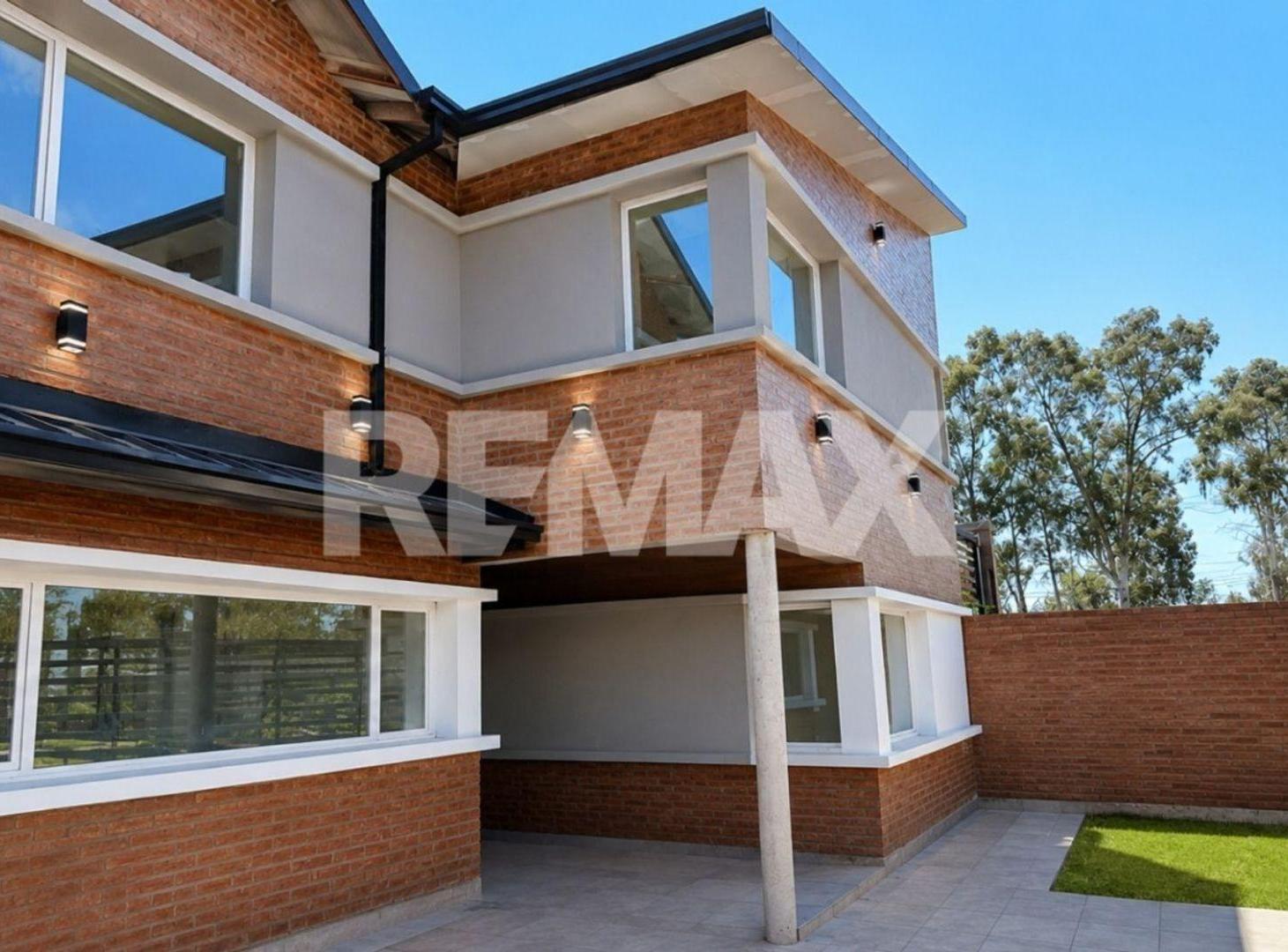 Foto de VENTA CASA 4 DORMITORIOS CENTENARIO, imagen 1