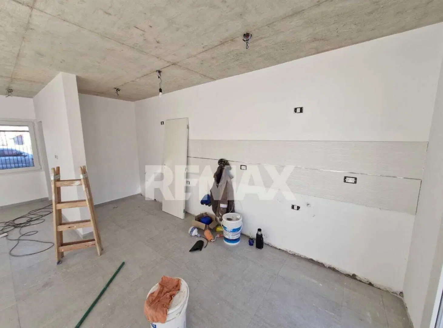 VENTA DUPLEX EN BARRIO FULCINITI CENTENARIO 8