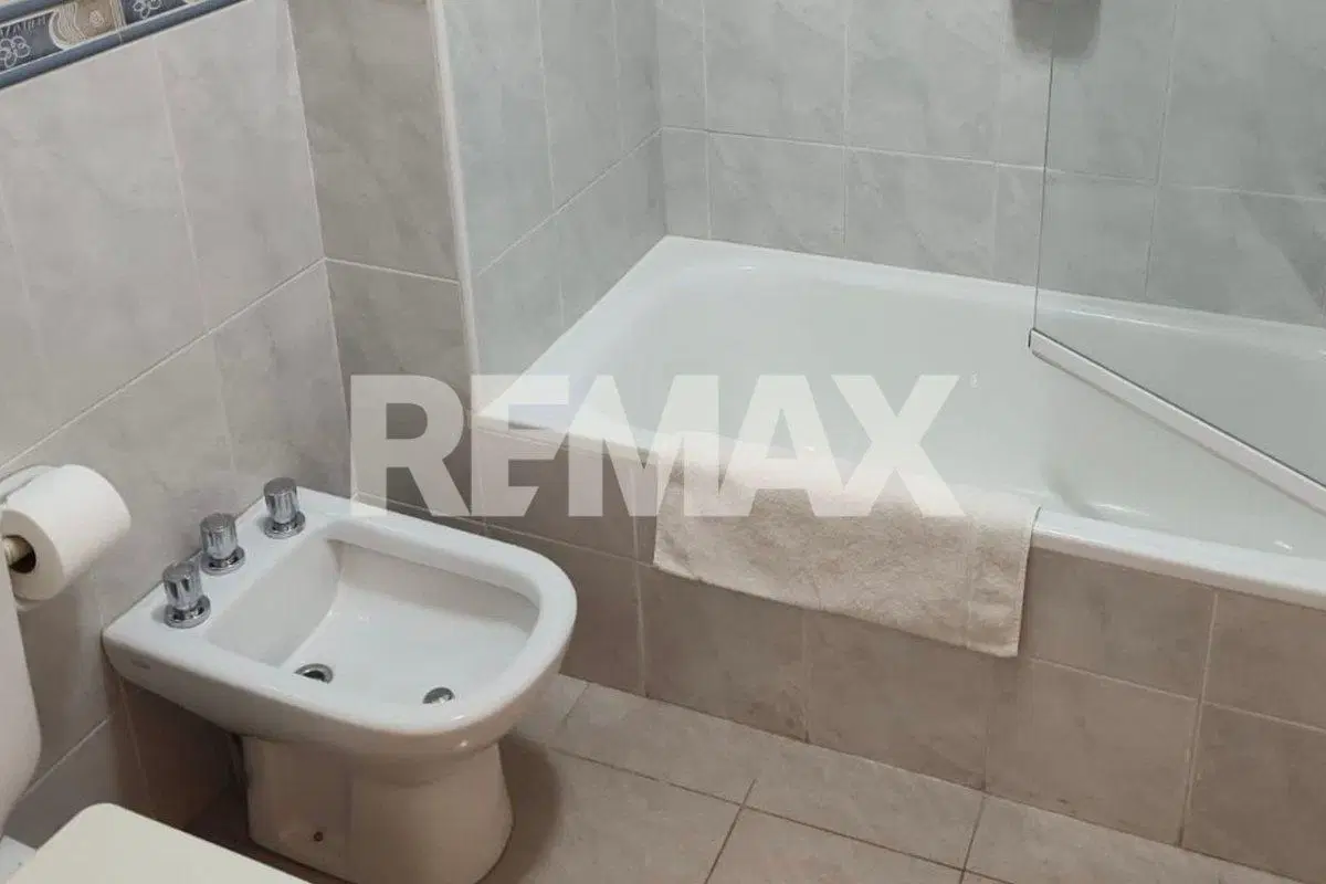 DEPARTAMENTO 2 DORMITORIOS CON COCHERA EN VENTA 2