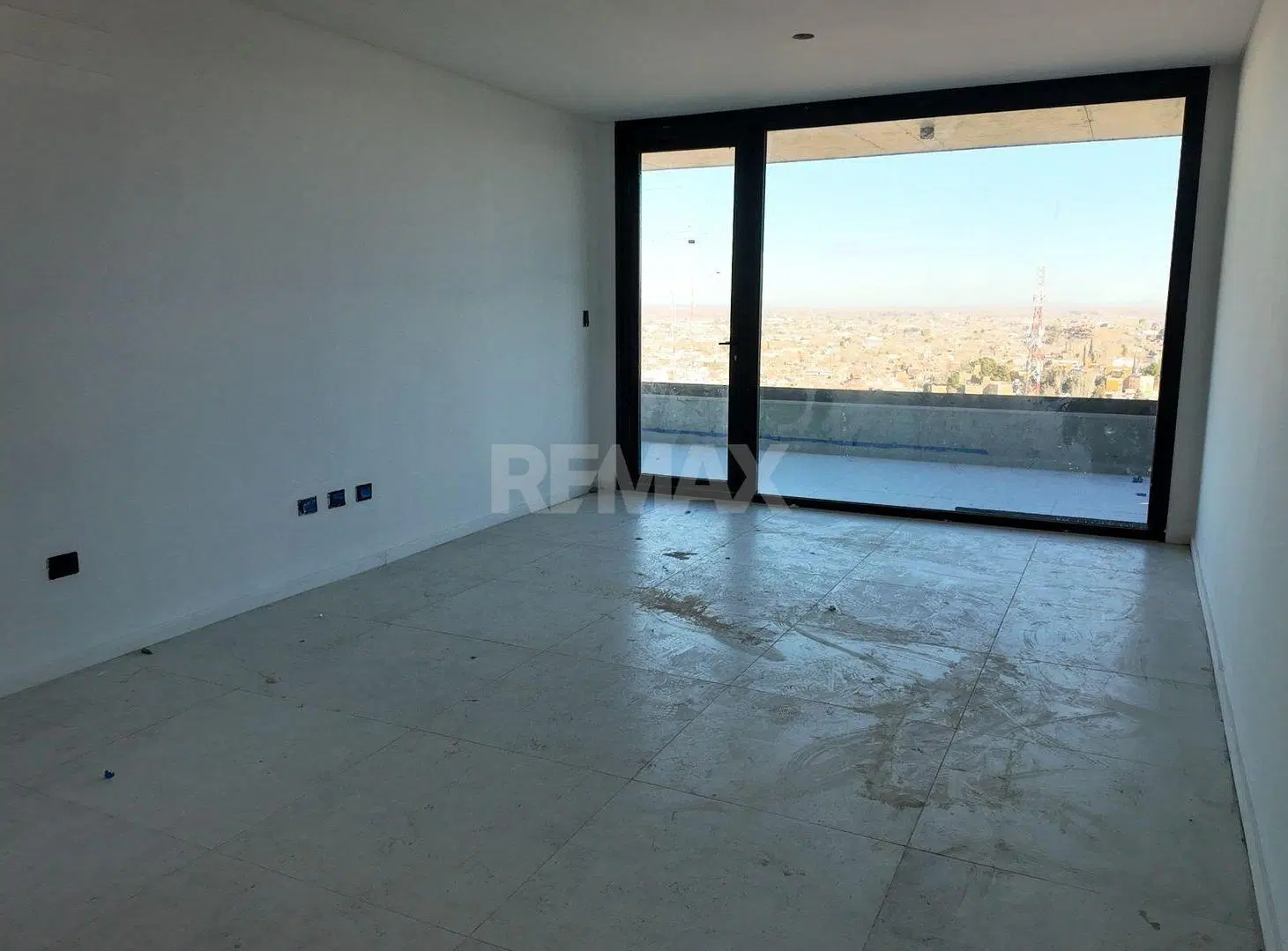 VENTA DEPTO CON COCHERA | BARRIO GAMMA | NQN 3